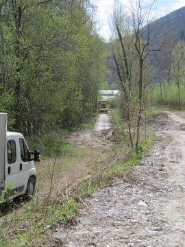 Dela na trasi pešpoti ob Tolminki (Foto Nataša Humar) (3)